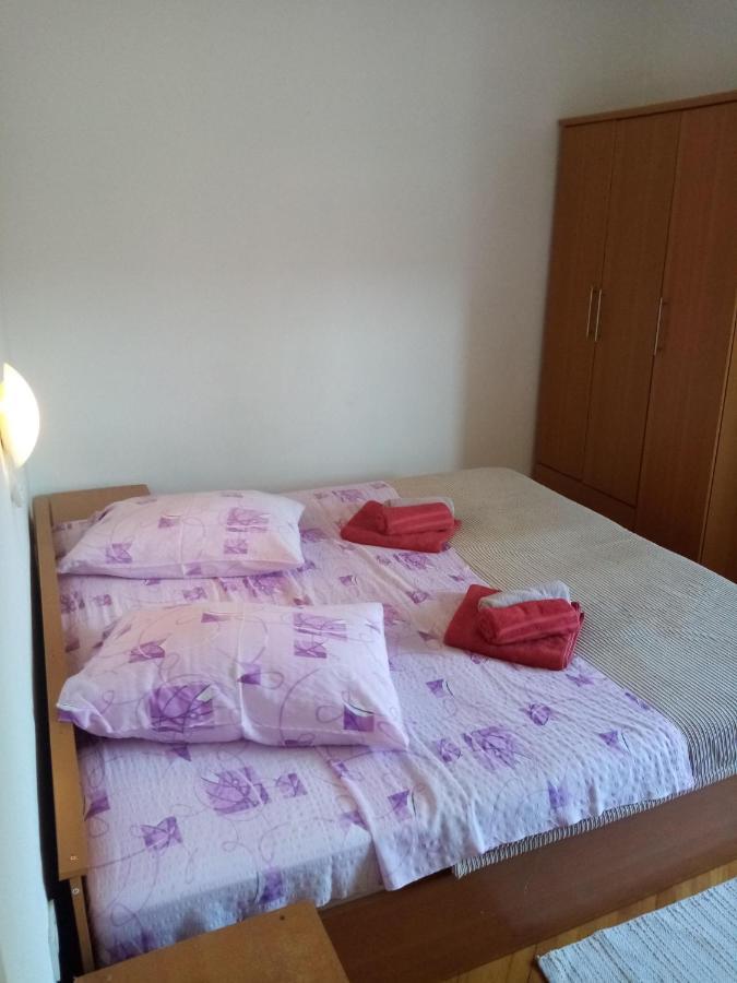 לופאר Apartments "Sun-Sea" מראה חיצוני תמונה