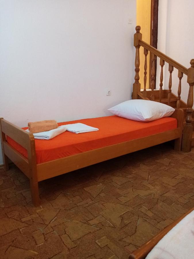 לופאר Apartments "Sun-Sea" מראה חיצוני תמונה