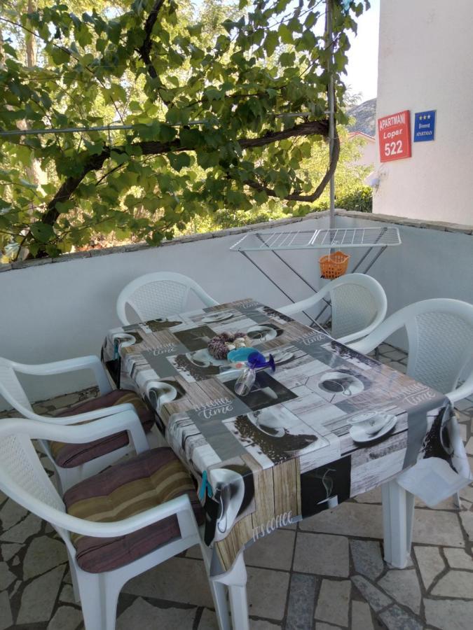 לופאר Apartments "Sun-Sea" מראה חיצוני תמונה
